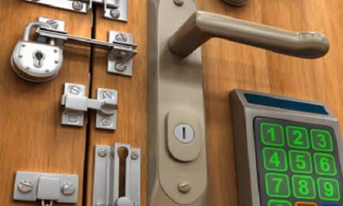 Commercial locksmith